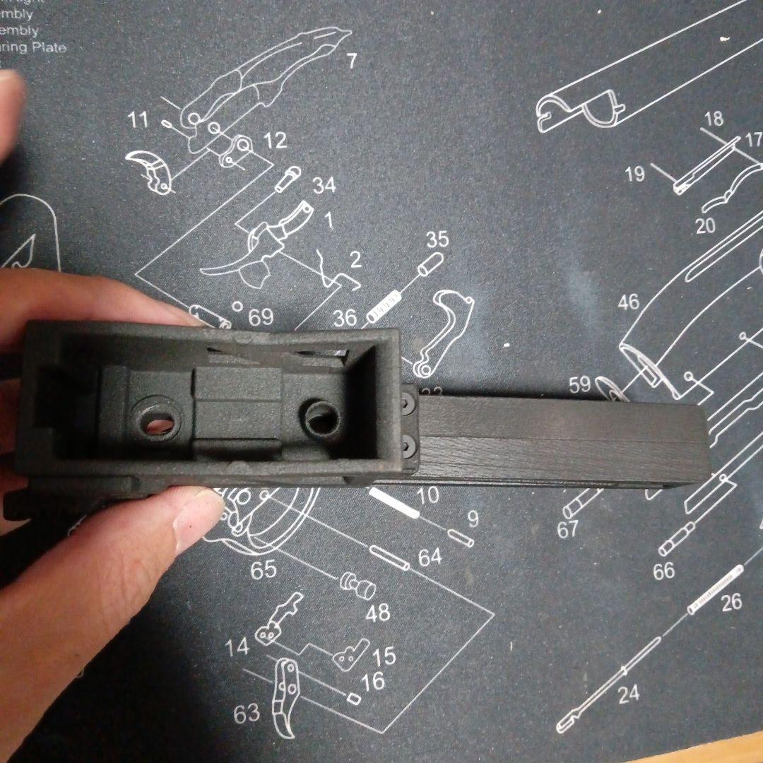 東京マルイ　vsr10 m4マガジンアダプター