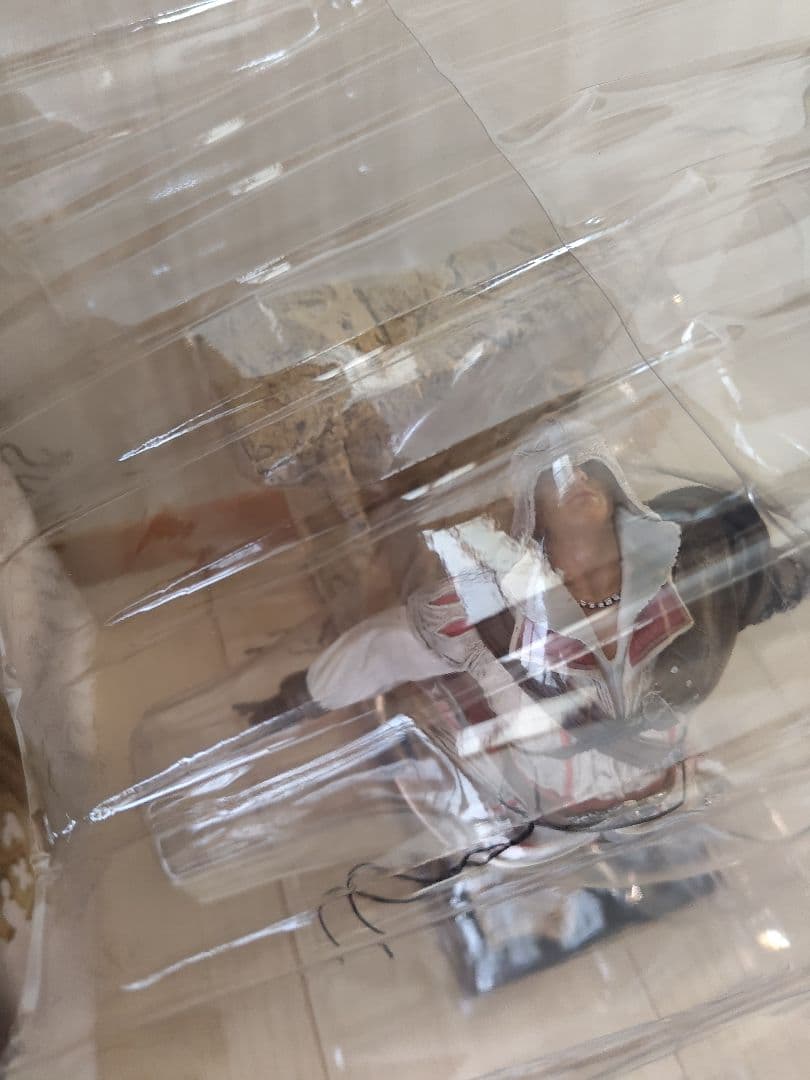 アサシンクリード　フィギュア エツィオ スタチュー