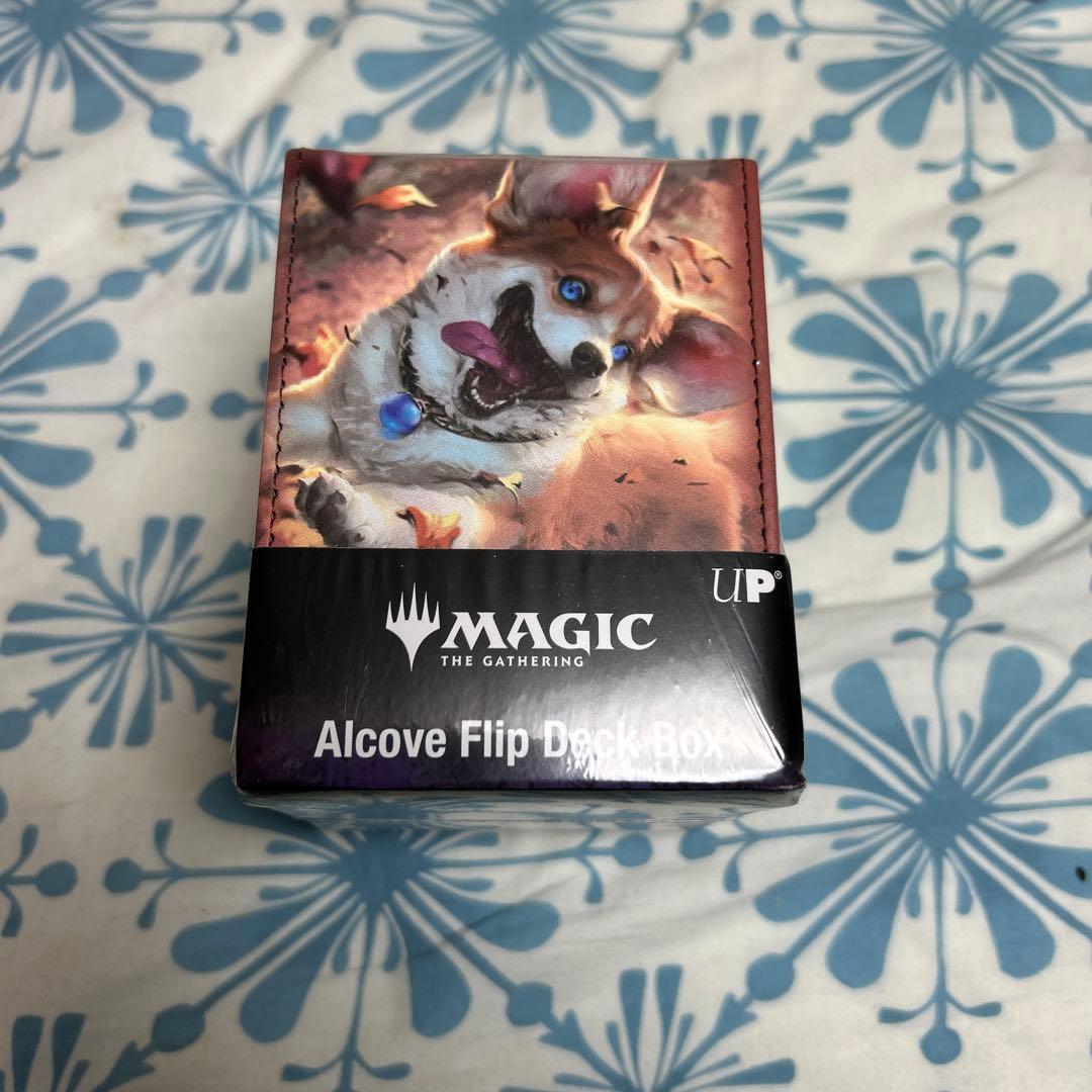 MTG モダンホライゾン3 デッキケース　溌剌の牧羊犬、フィリア