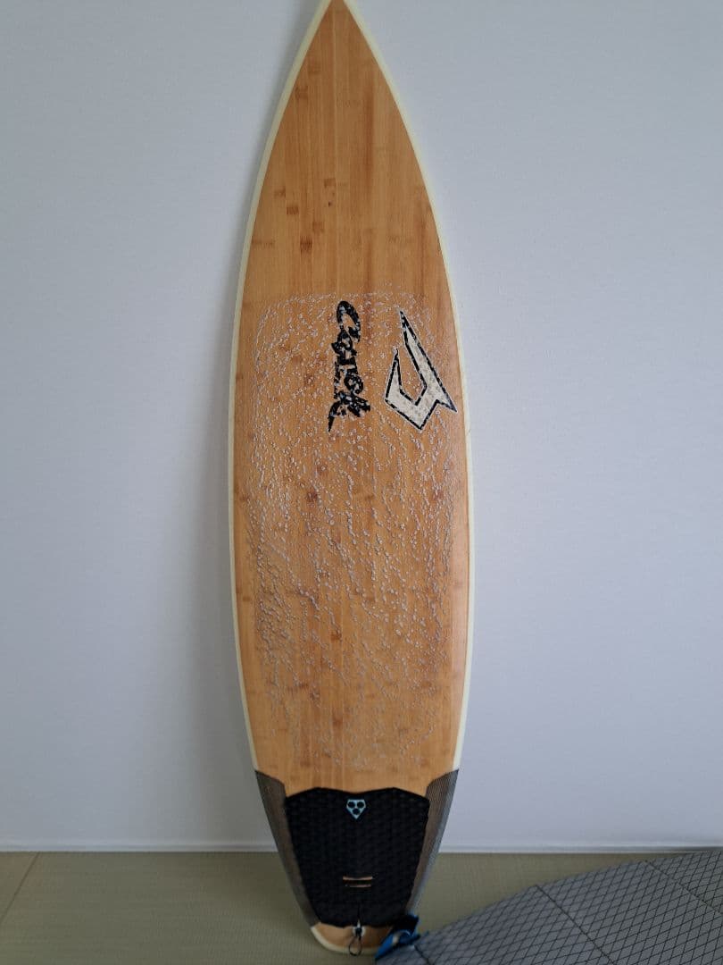 サーフボード　JUSTICE Carroll　トライフィン　ハードケース 付き