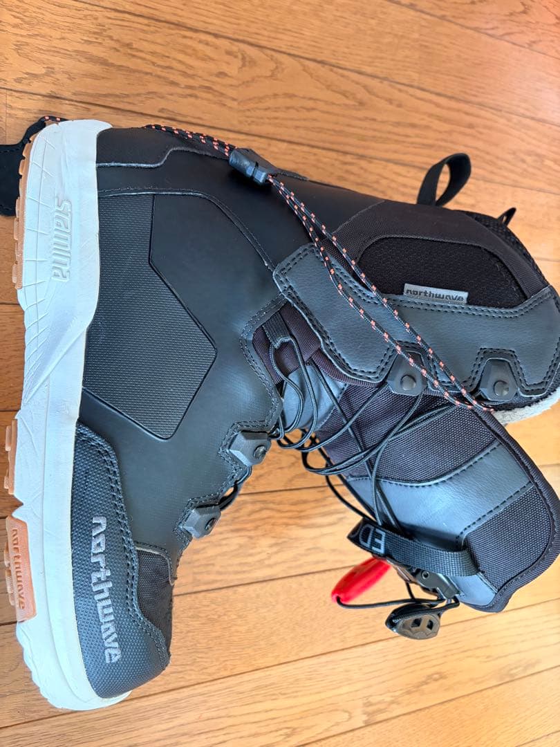 NORTHWAVE ブラック スノーボードブーツ
