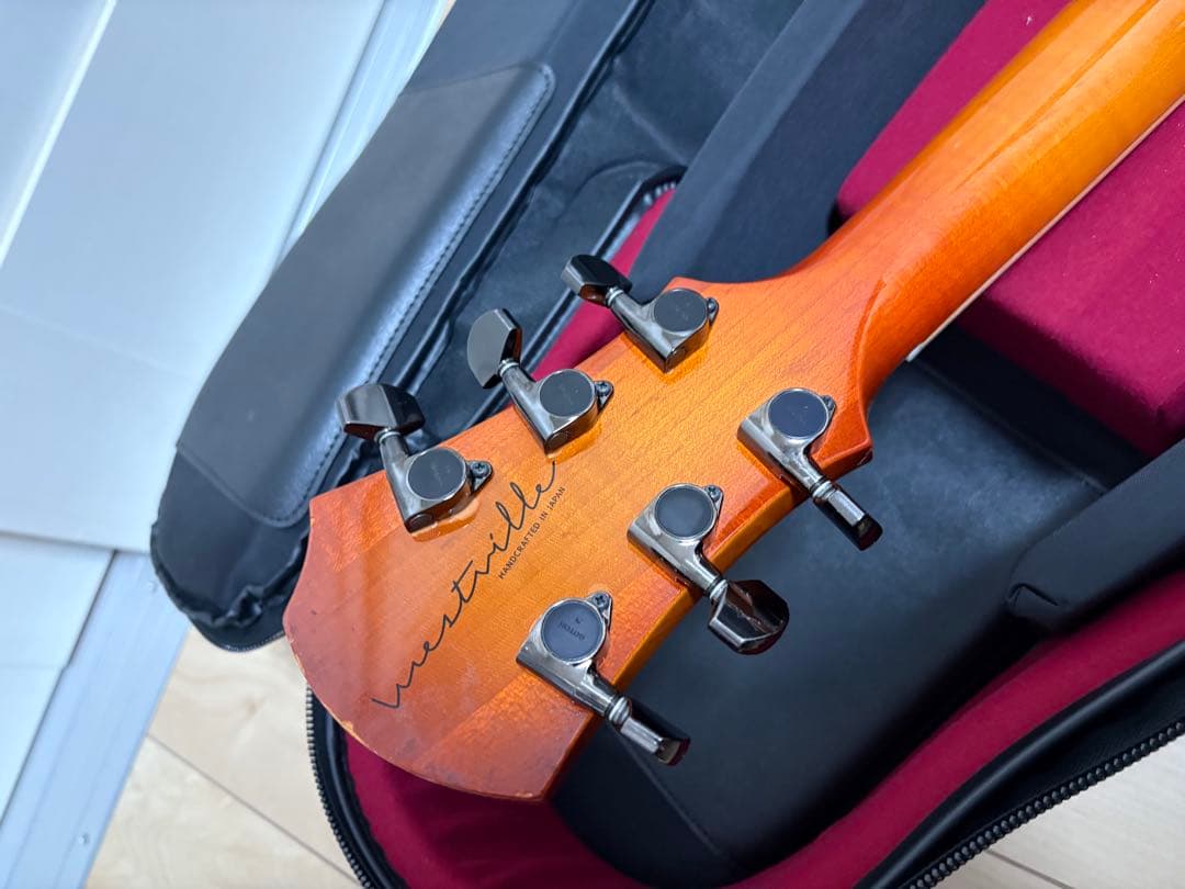 westville aruba crest 純正ケース付き　フルアコ