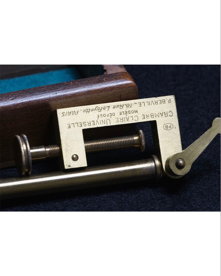 カメラ・ルシダ Chambre Claire Universelle