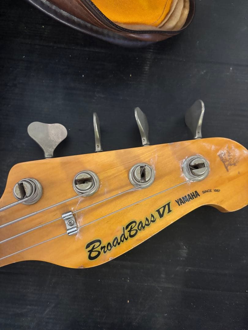 ヤマハビンテージエレクトリックベースBroadBass VI（BB-VI）