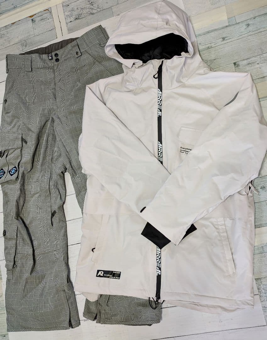 BURTON エアリアルメンズスノボードスノボースキーウェア　サイズM,L