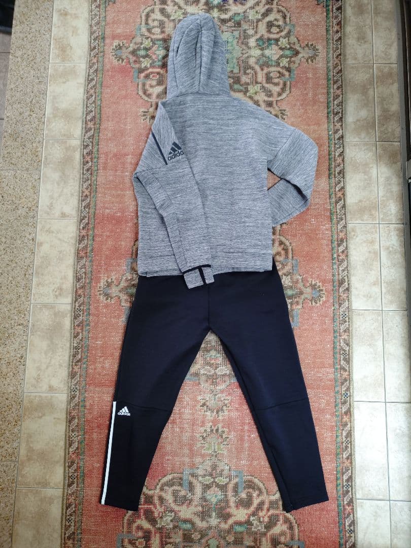 値下げ！アディダス z.n.e ストームヘザーフーディー セットアップ風