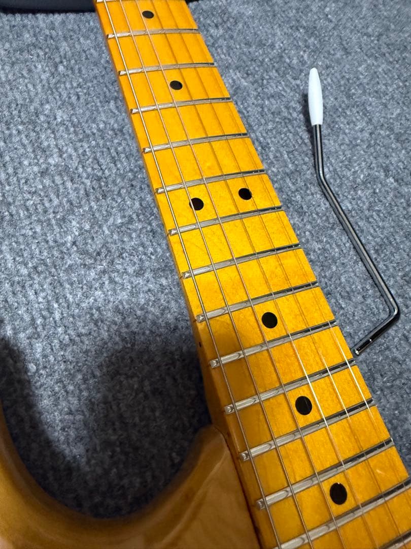 F*a様 果*ミ様 ストラト ナチュラル