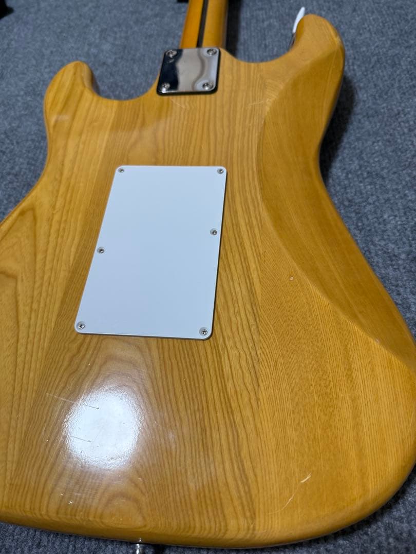 F*a様 果*ミ様 ストラト ナチュラル