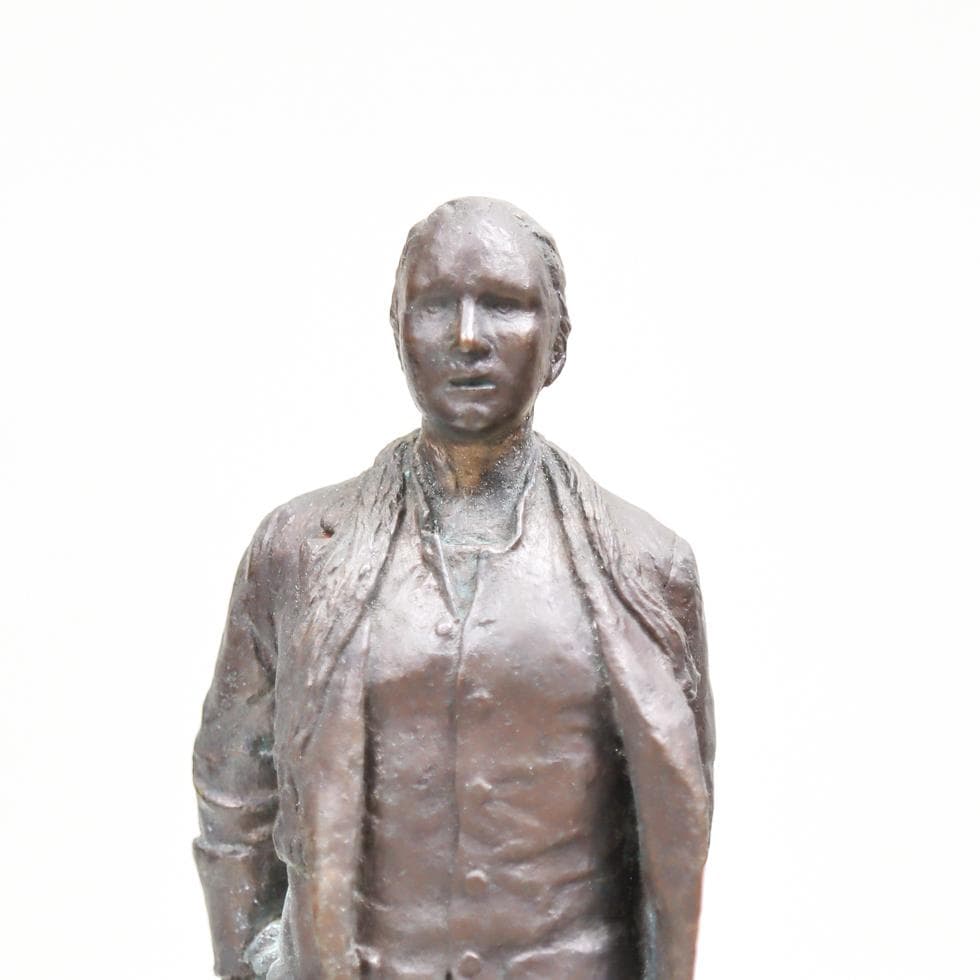 ネイサン・ヘイル ブロンズ像／アメリカ独立戦争