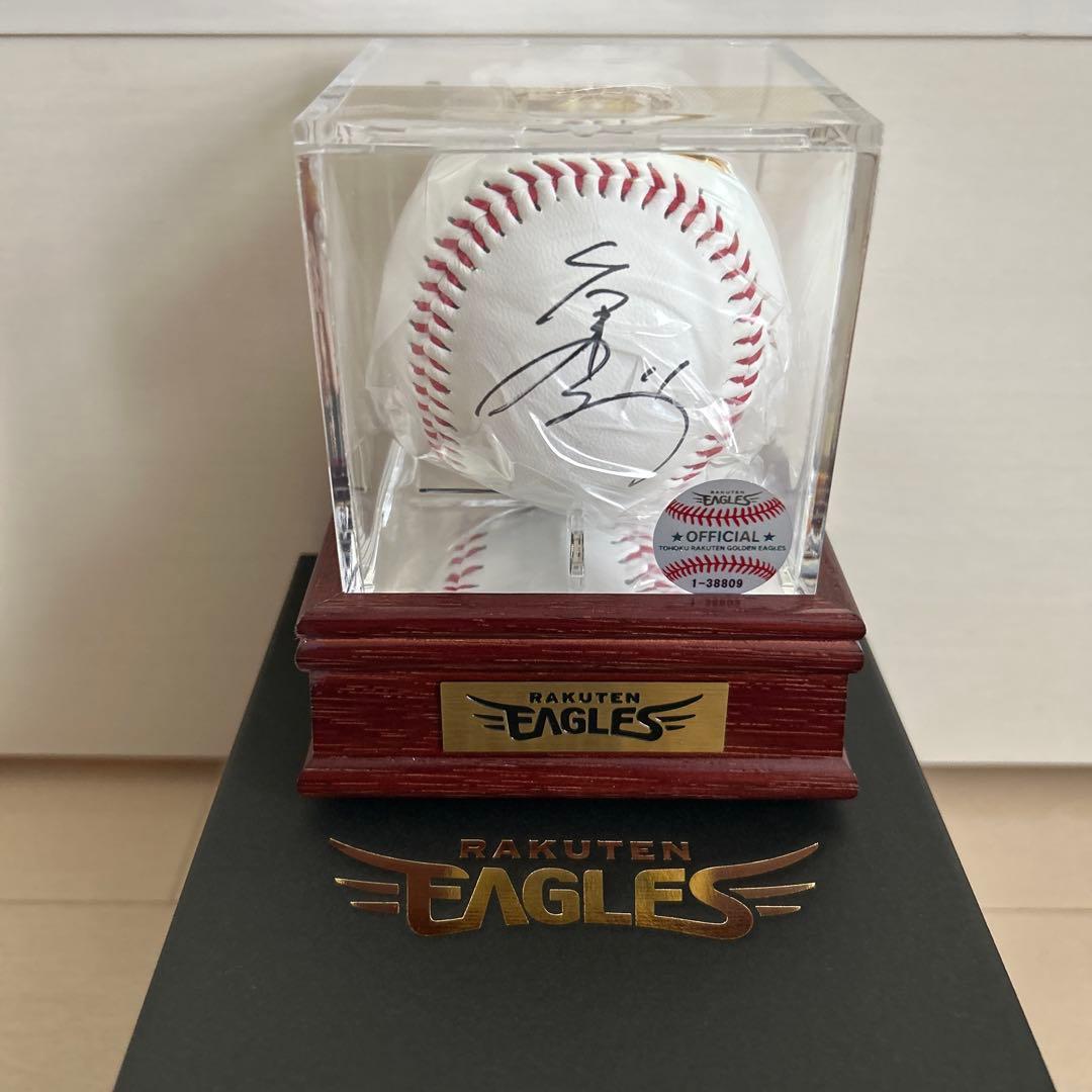 楽天イーグルス 岸選手 サインボール ケース付き