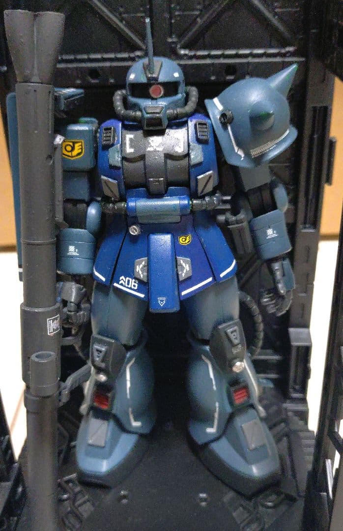 HG 1/144 ザクII　 カスタム済み塗装完成品