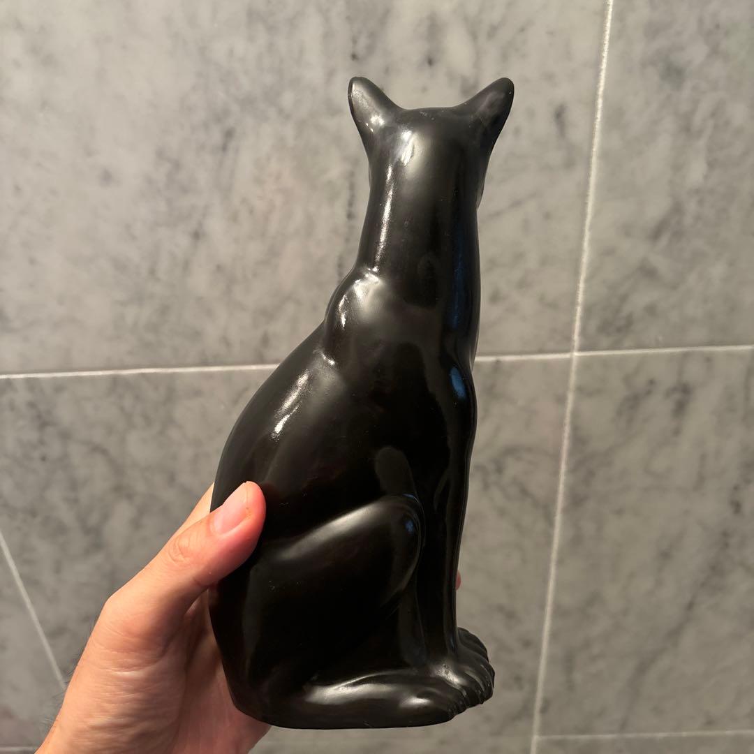 1970-80年代ビンテージ　スマートな体型でとても雰囲気があるアートな猫の陶器