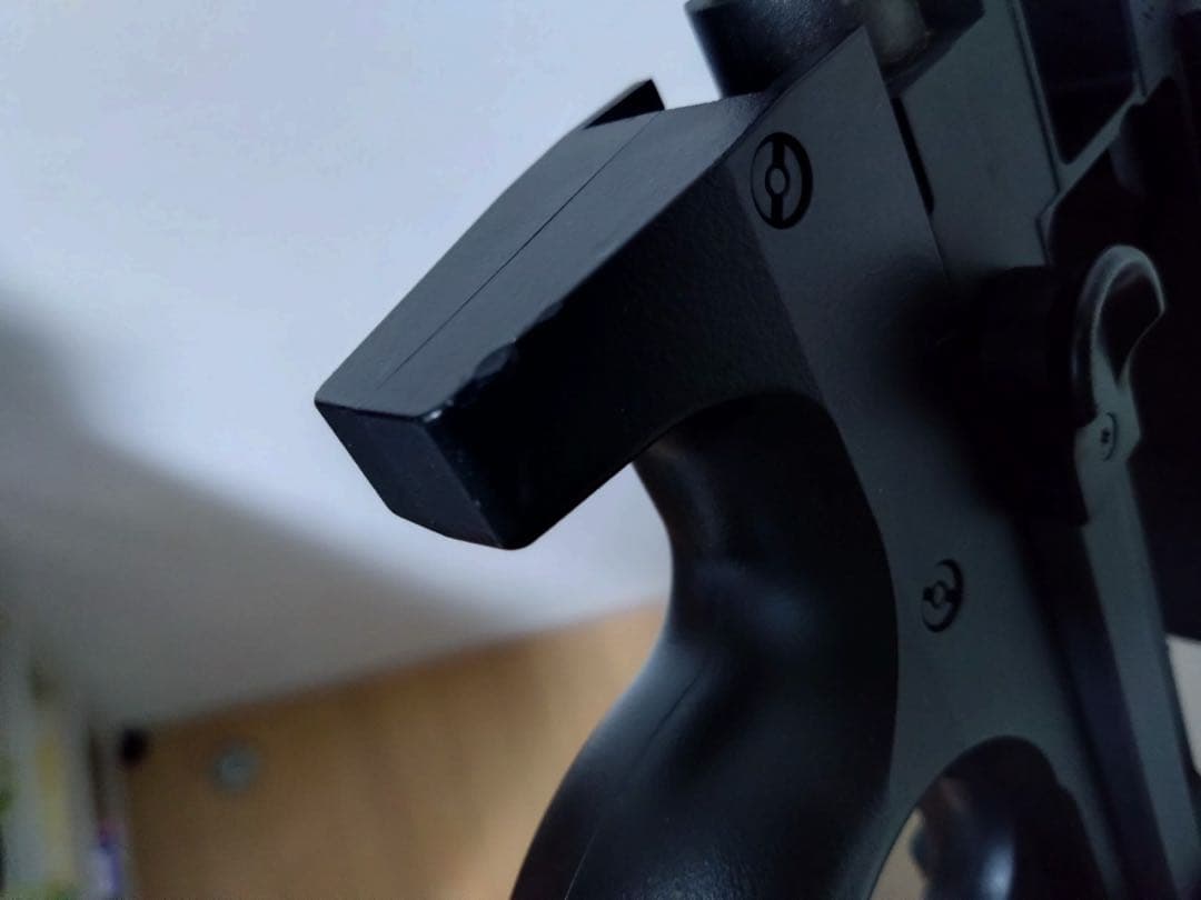 東京マルイ 電動ガン P90プラス