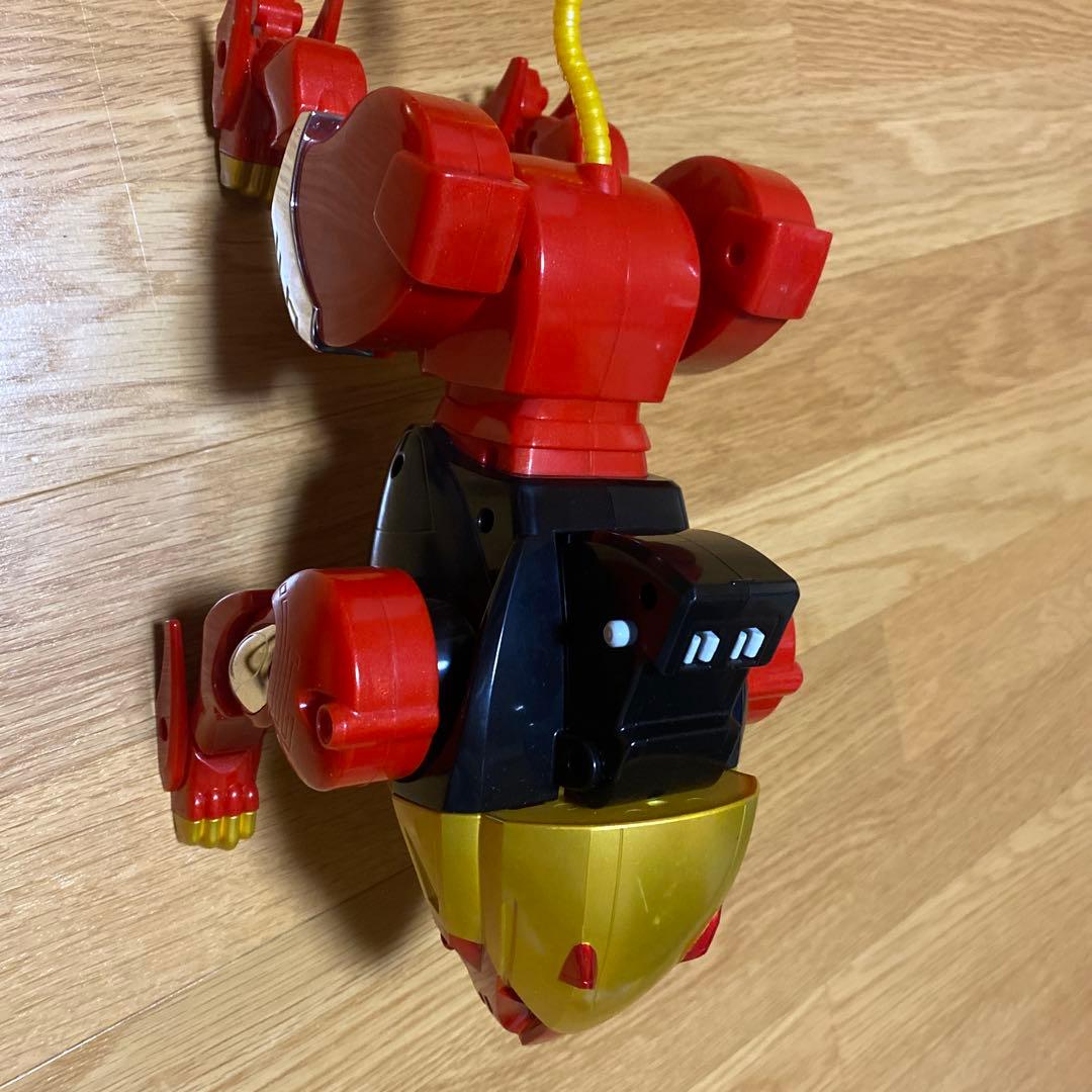 ガオレンジャー　ガオライオン　本体美品　部品欠品あり