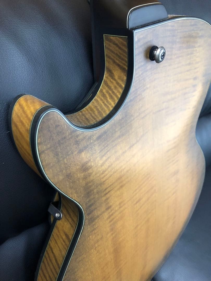 超美品　Ibanez AGS83B アイバニーズ　セミアコ　エレキギター