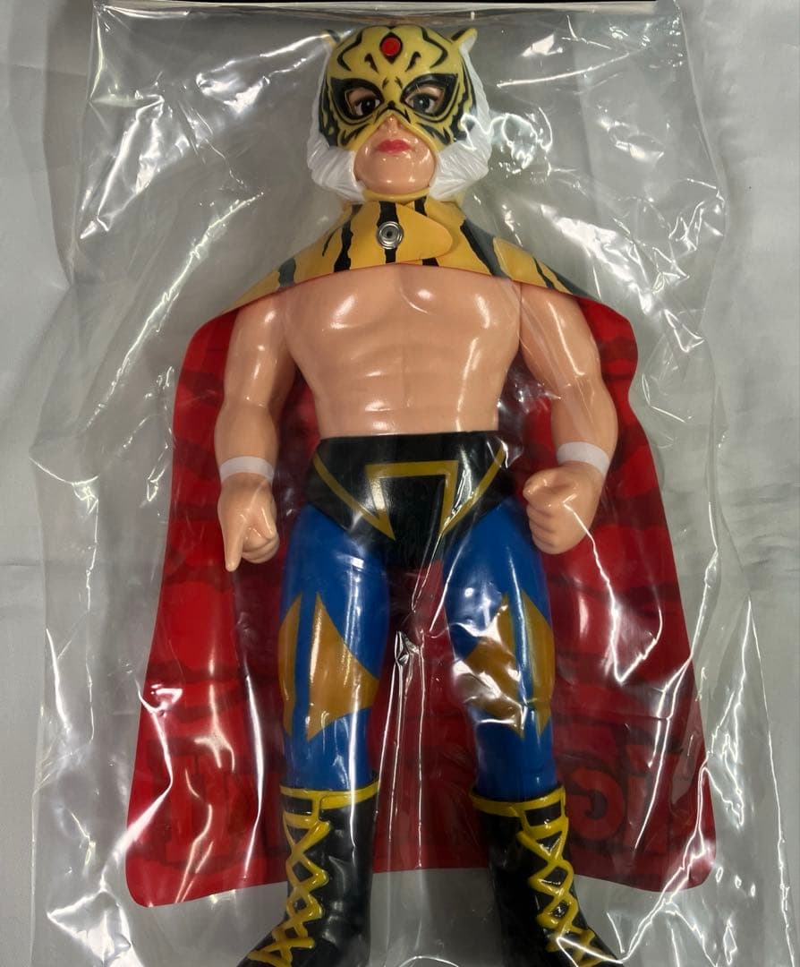 ソフビ・ファイテングシリーズ　初代タイガーマスク（逆ヤギリ版）