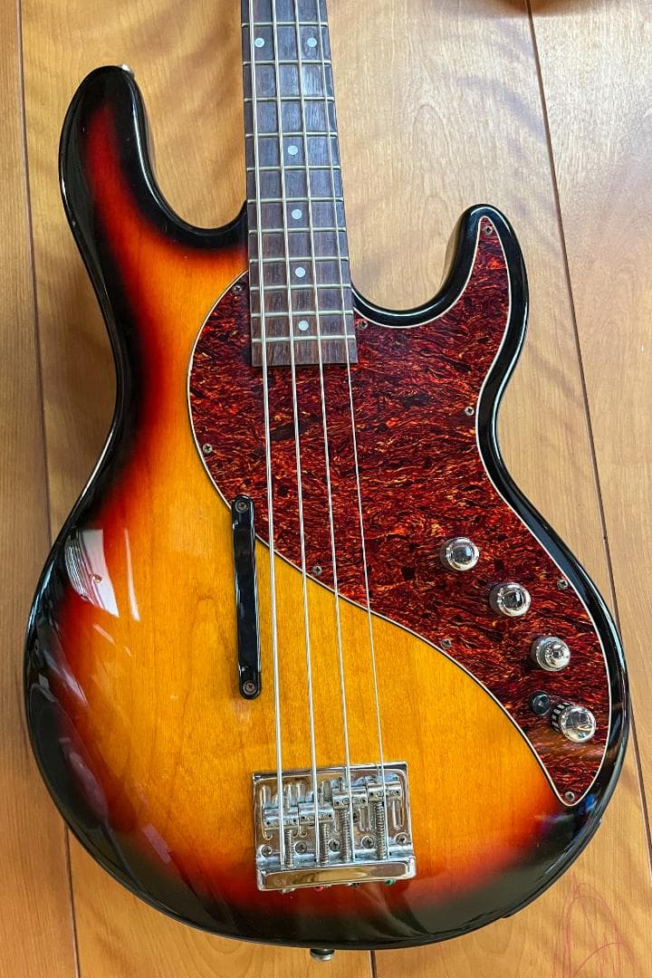 LINE 6 Variax Bass 700 バリアックス ベース