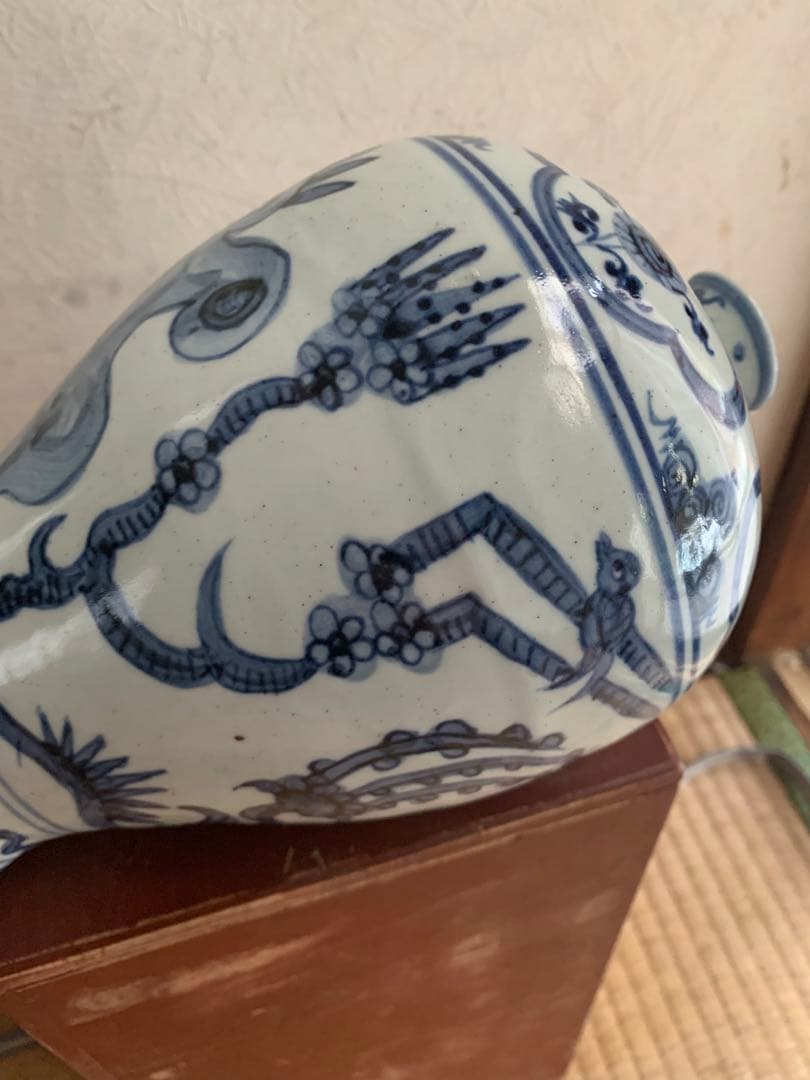 中国明時代晩期染付(青花)花瓶(梅瓶)