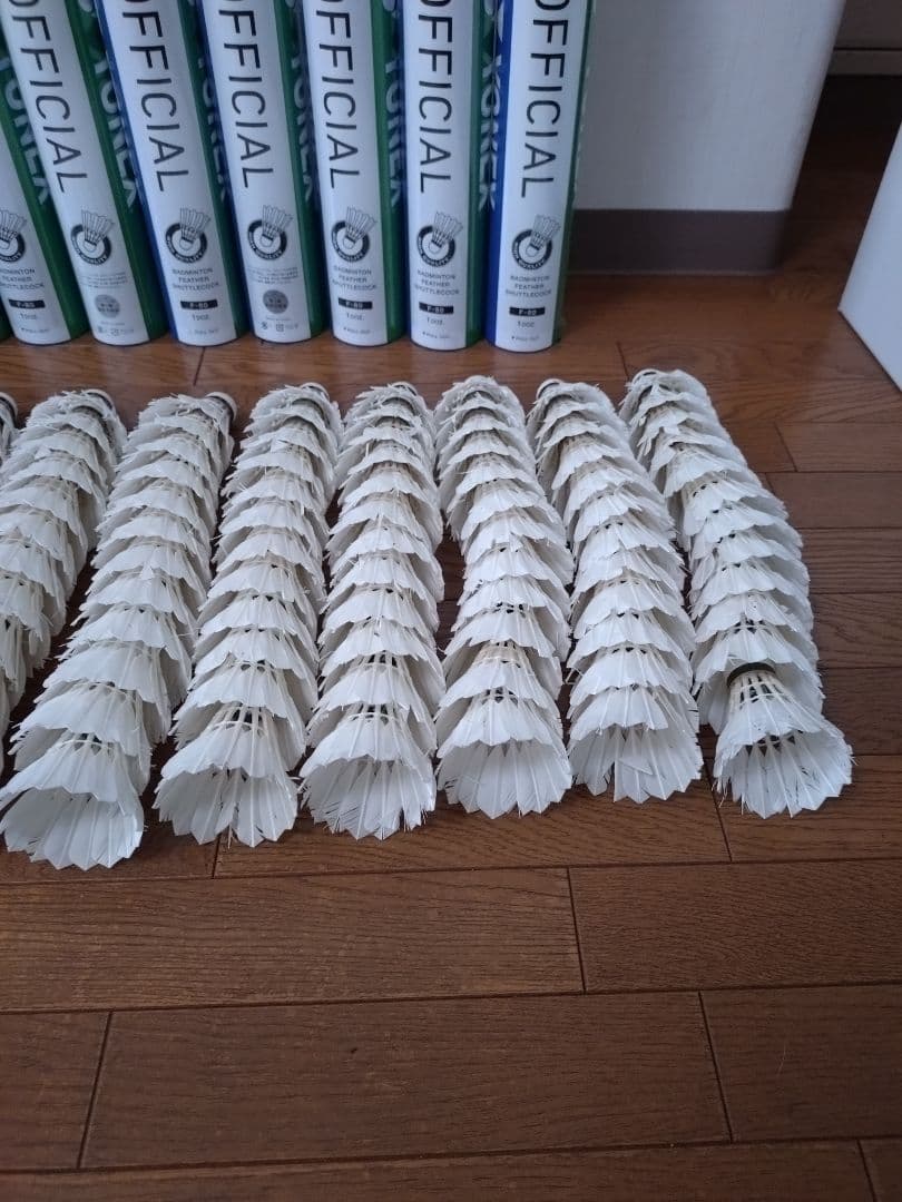 ヨネックス　ニューオフィシャル　中古120球