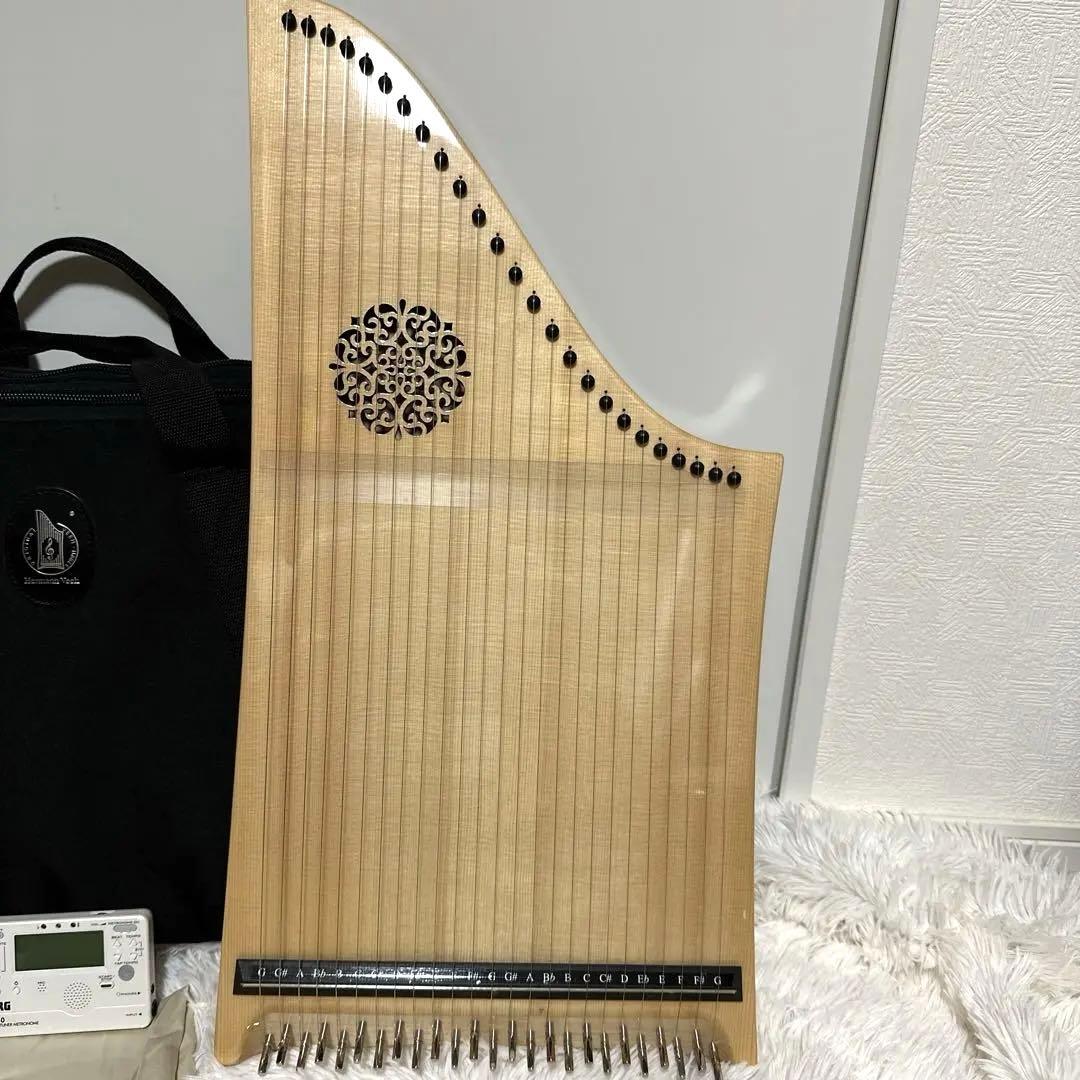 美品ヘルマンハープ ローレライシリーズ　ゴールド Mタイプ 25弦 2013年製