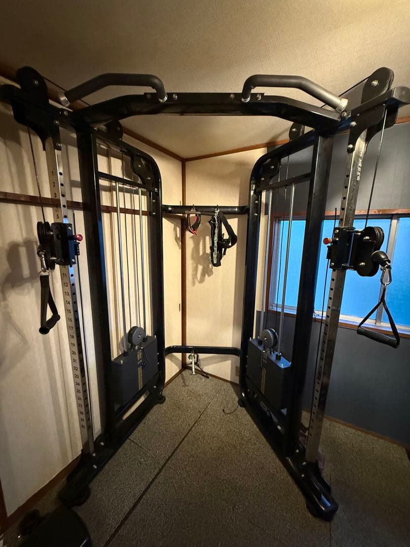 ケーブルマシン