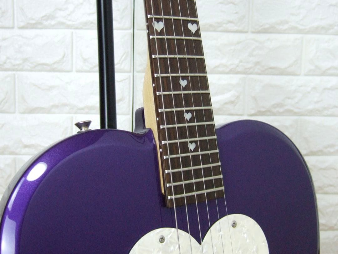 Daisy Rock Heartbreaker ハート型エレキギター