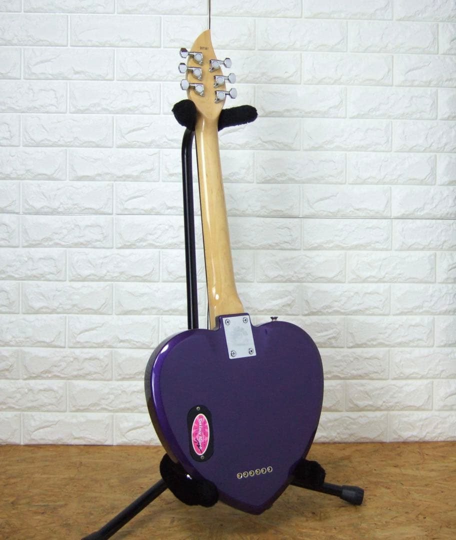 Daisy Rock Heartbreaker ハート型エレキギター