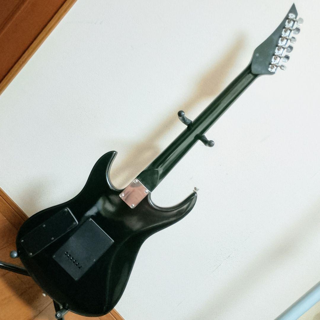 Birth　KY-01　エレキギター　トレモロユニット搭載　弦は新品に交換済み！