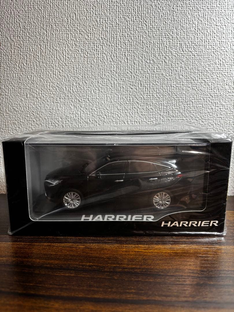 ［新品・未開封］非売品トヨタ ハリアーミニカー 1/30 202ブラック