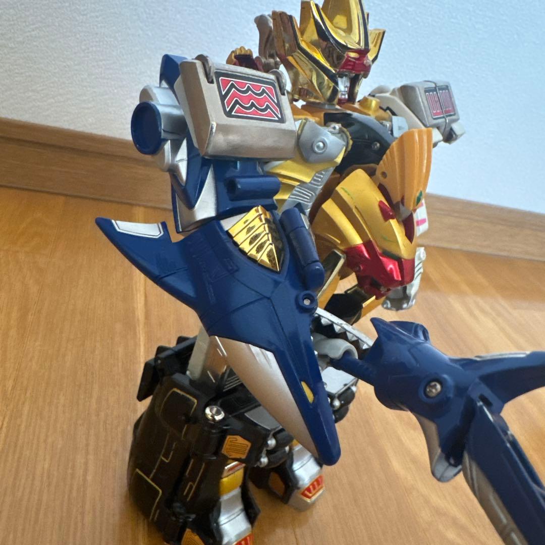 DX超合金 百獣合体ガオキング