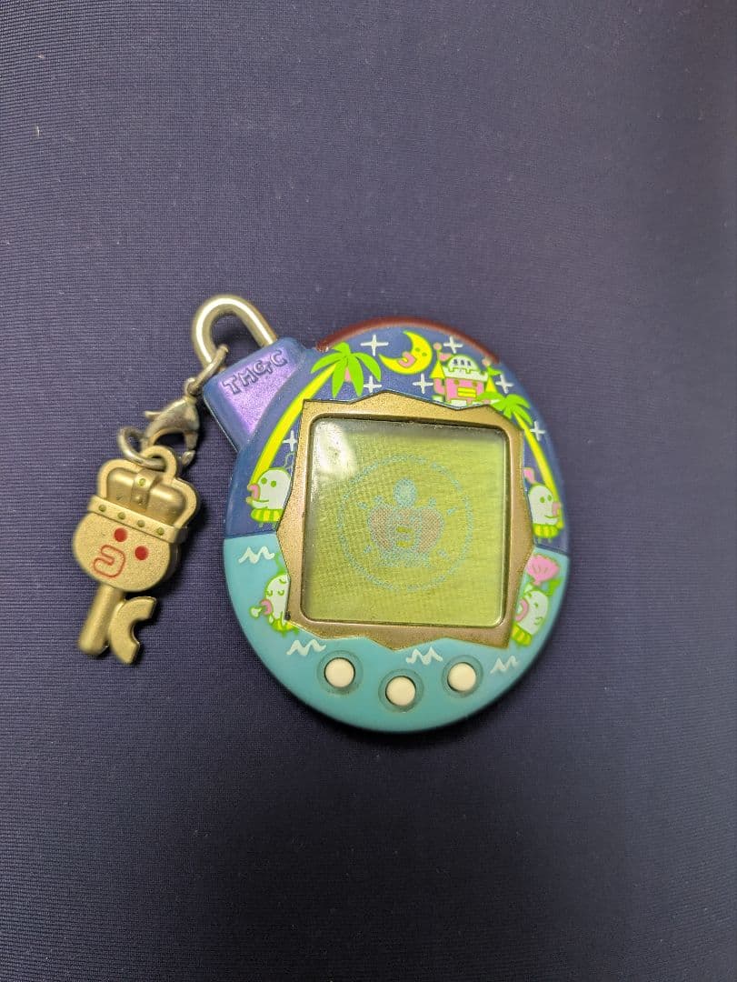 【希少】夢のロイヤルふぁみりー　たまごっちプラス　ロイヤルビーチ