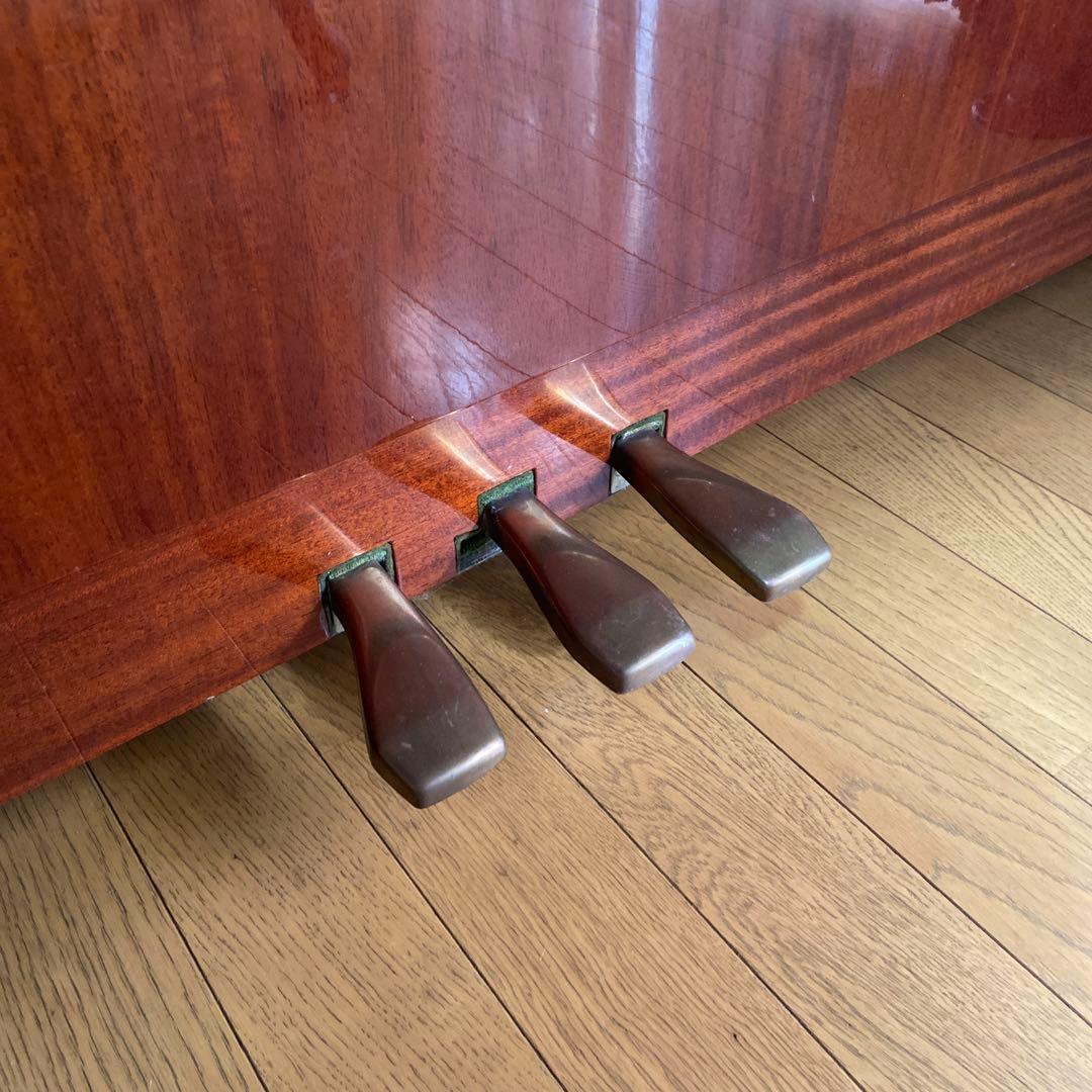 YAMAHA W106B アップライトピアノ　木目調　猫足タイプ