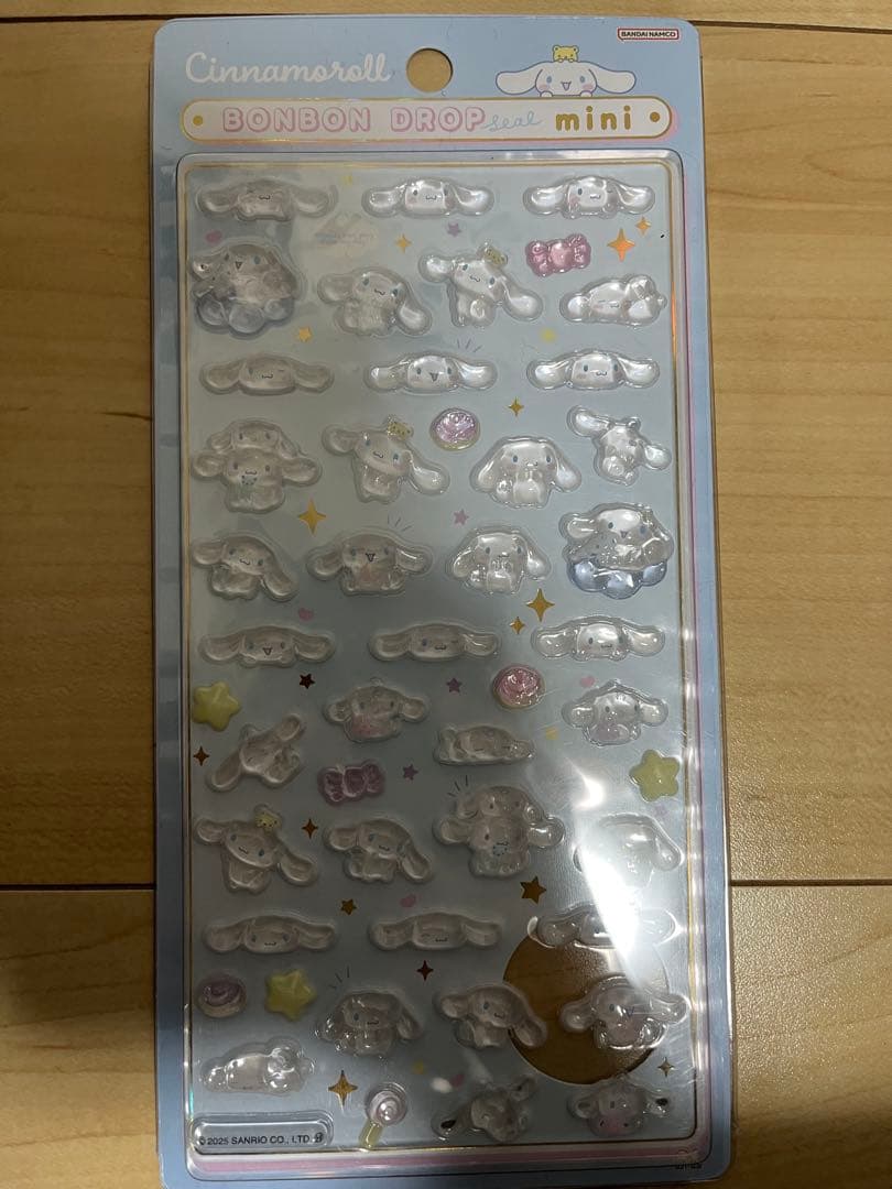 【正規品】ボンボンドロップシール ミニ サンリオ 8種 ＋しずくちゃん4種類