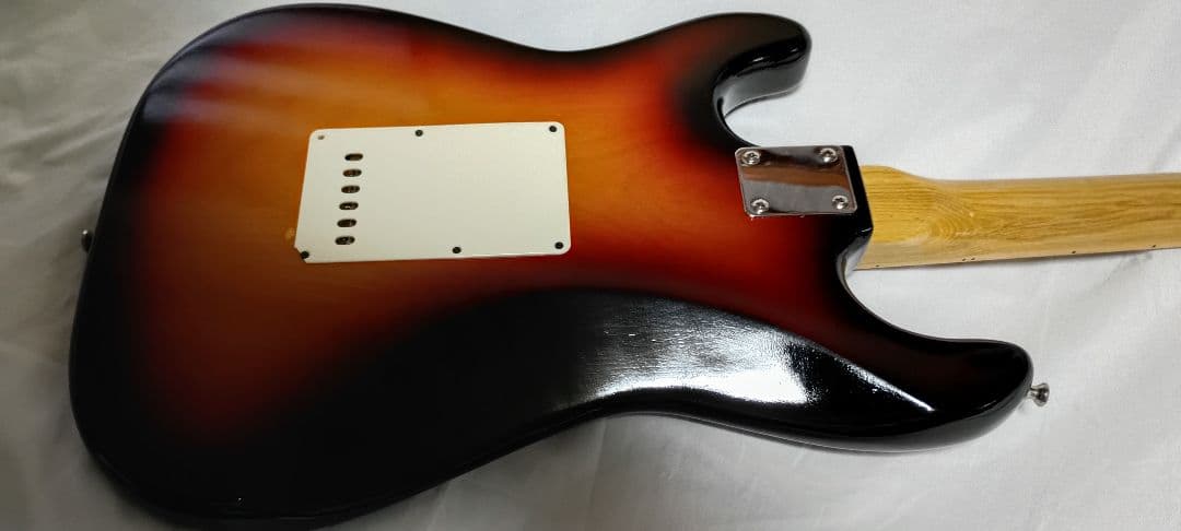 Hartman＊ストラトタイプ エレキギター