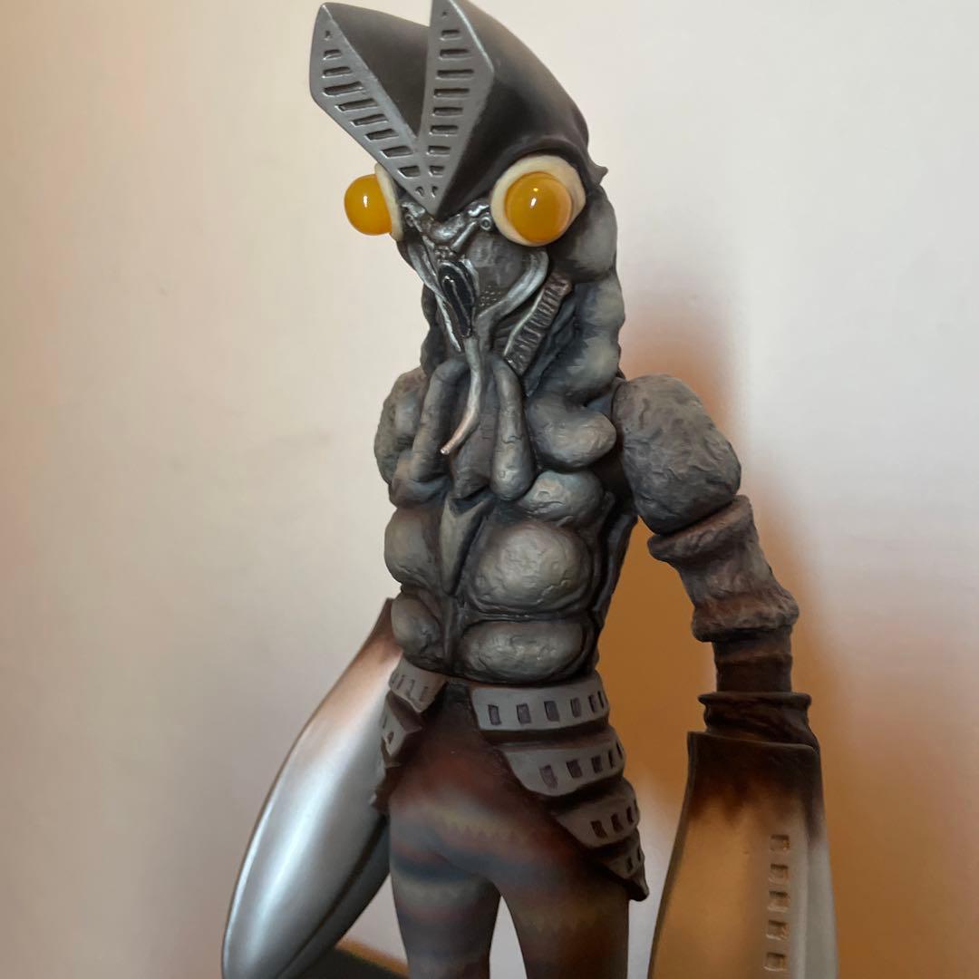 バルタン星人　フィギュア　夜間バージョン