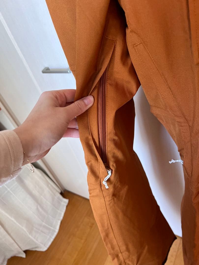 burton バートン　ビブパンツ　つなぎ　レディース