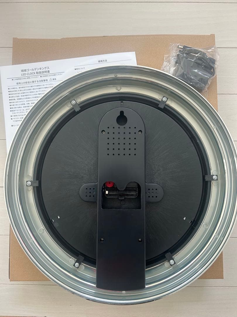 琉球ゴールデンキングス　掛け時計　ネオン時計