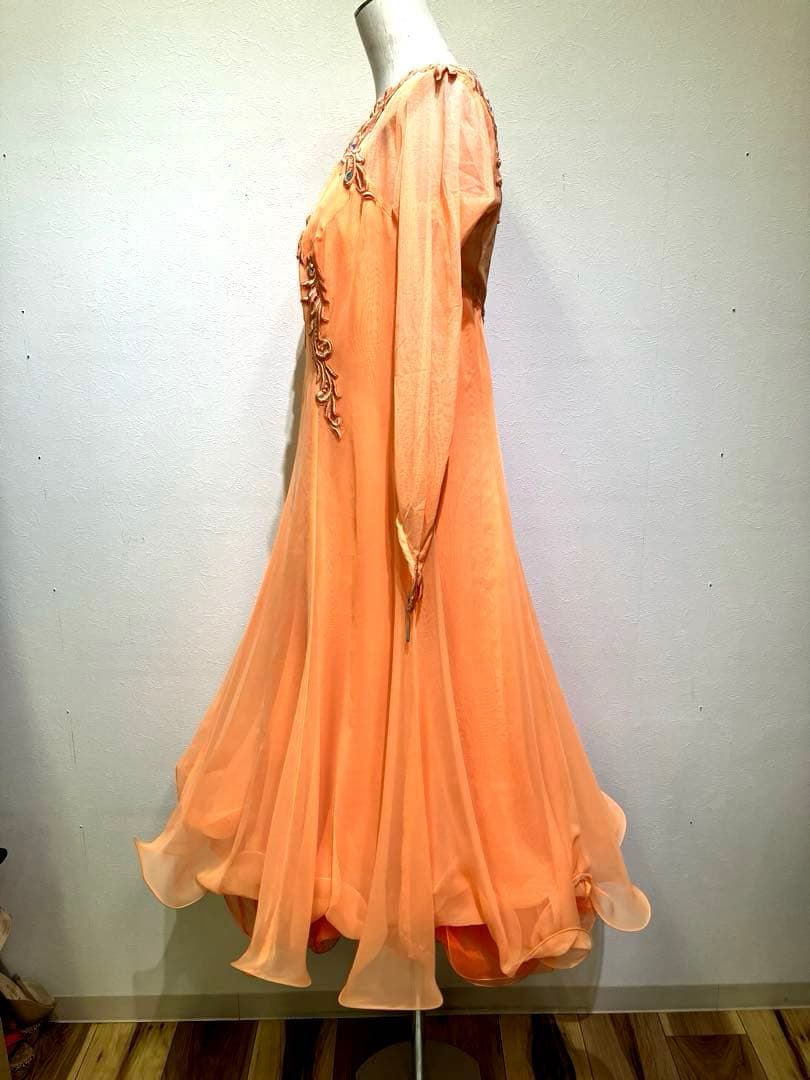 社交ダンス　スタンダードドレス　モダンドレス　オレンジ　スパンコール　刺繍