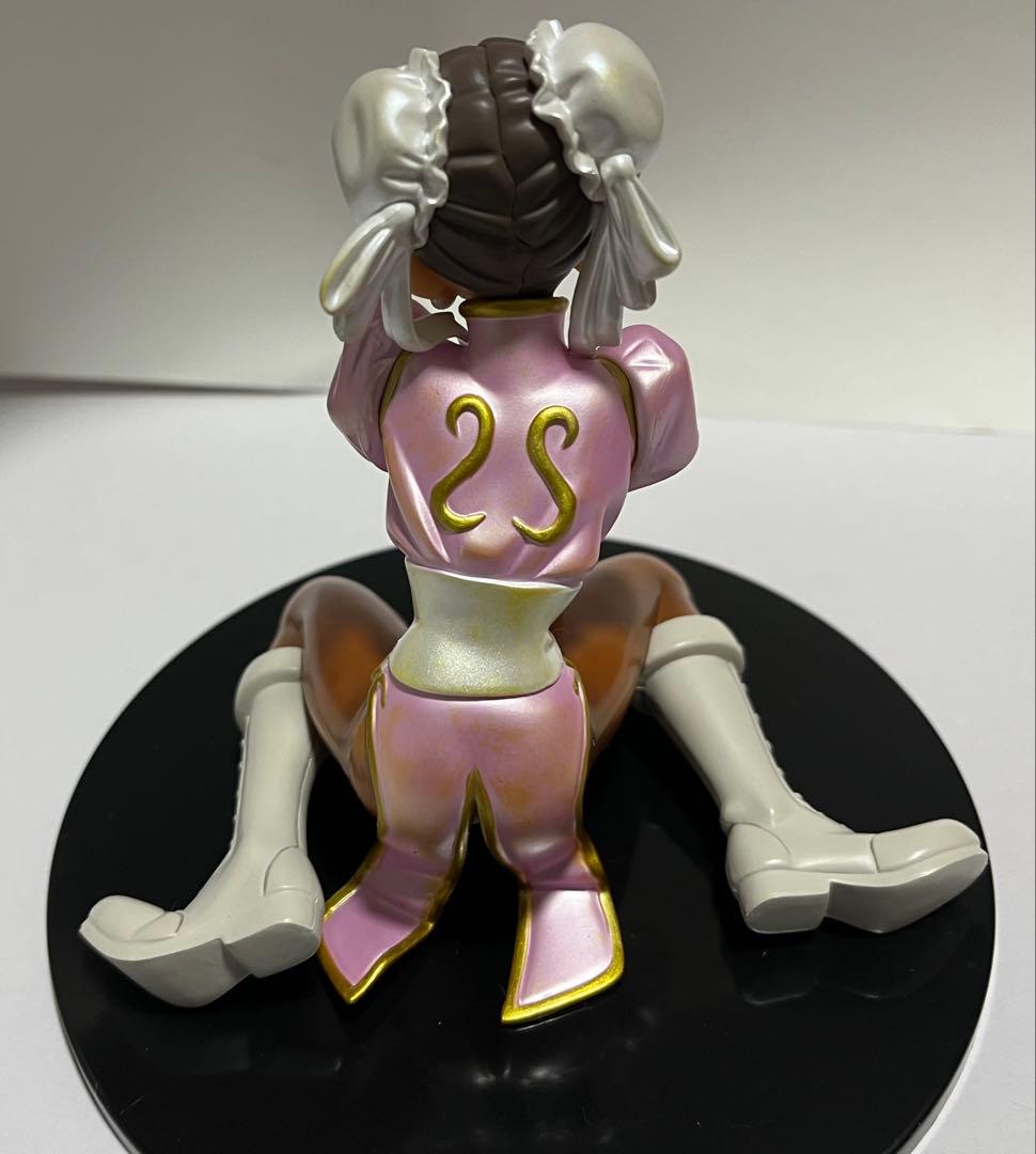 ストリートファイターII 春麗 限定 ピンク フィギュア　チュンリー