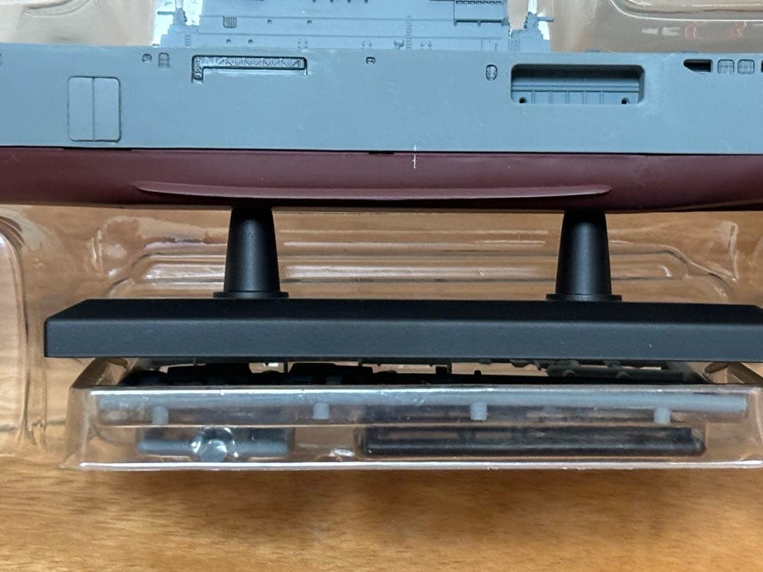 ピットロード 1/700 海上自衛隊 LST-4001 おおすみ 塗装済キット