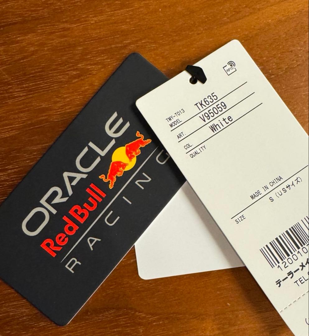2025テーラーメイド レッドブル　限定コラボパーカー S ボックス フーディ