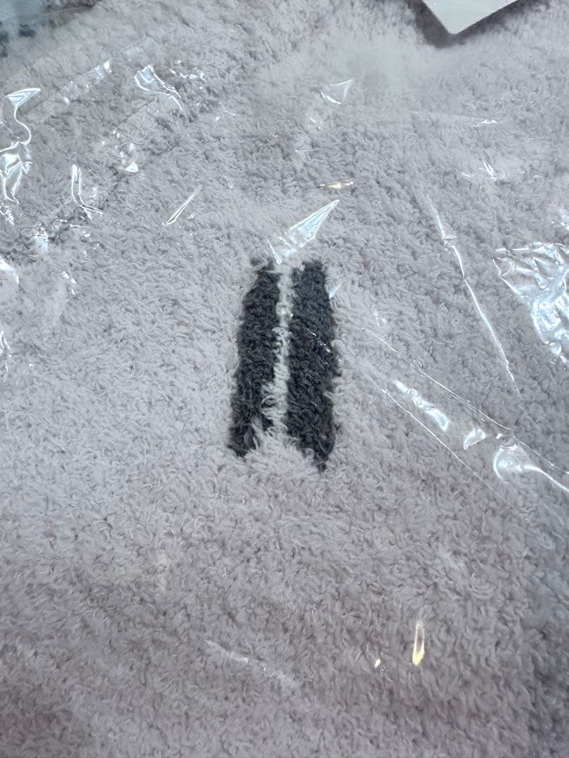 新品未開封GELATO PIQUE loves BTS CARDIGAN