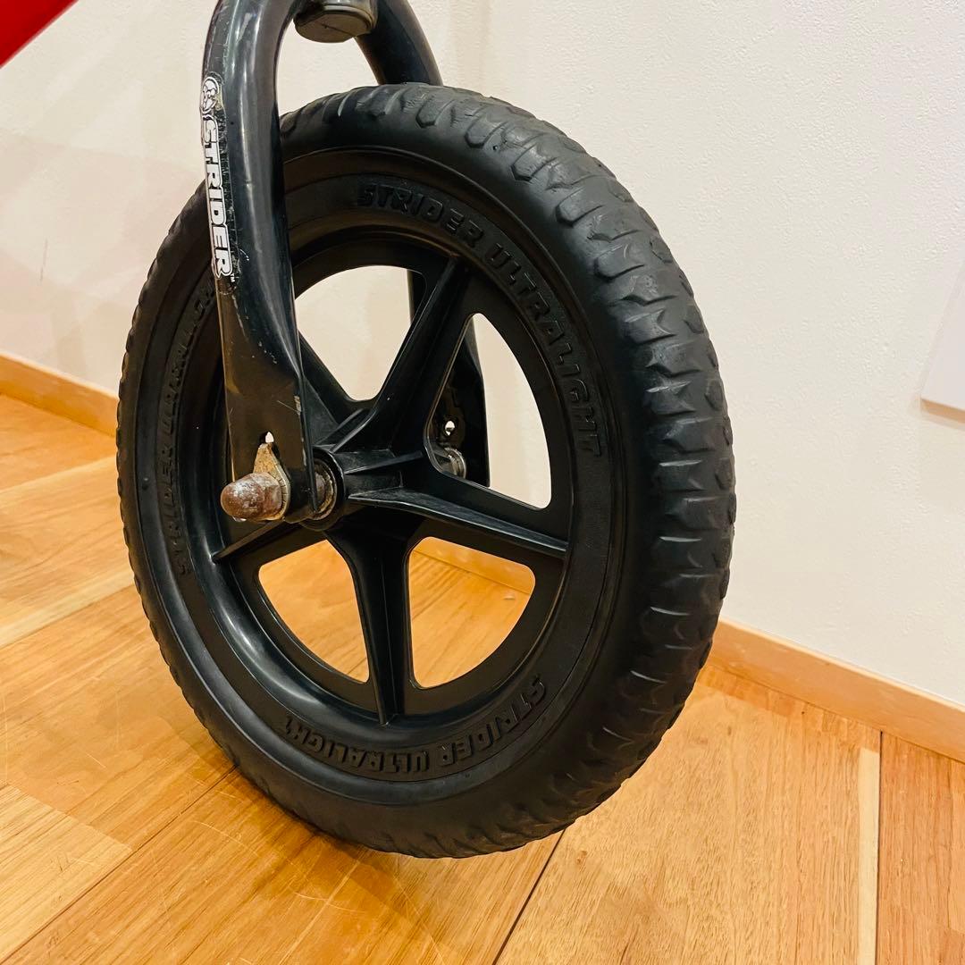 ストライダー クラシック 12インチ 赤 キックバイク レッド