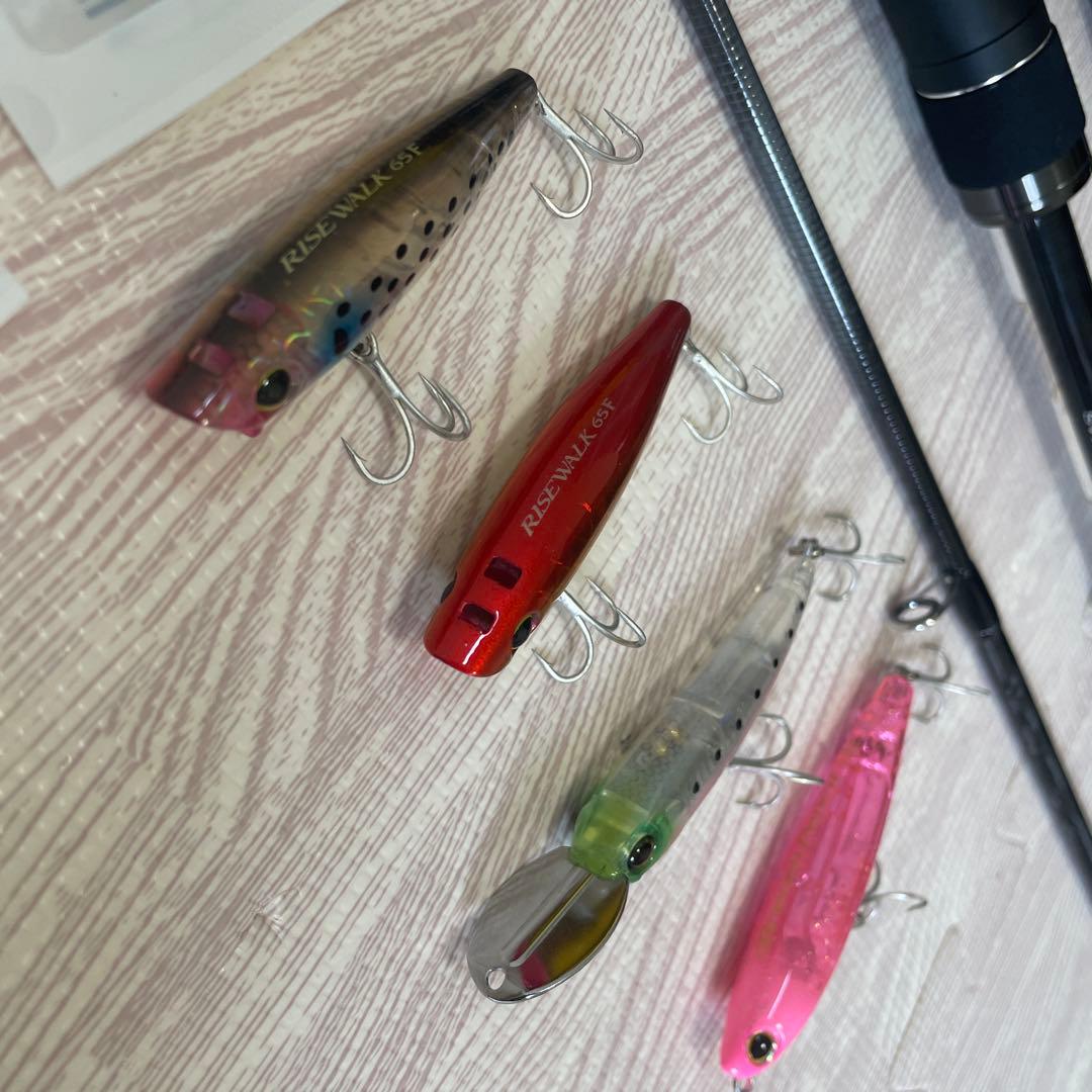 MOMO2022モデル　シルバーウルフ76MLSダイワ　チニングセット