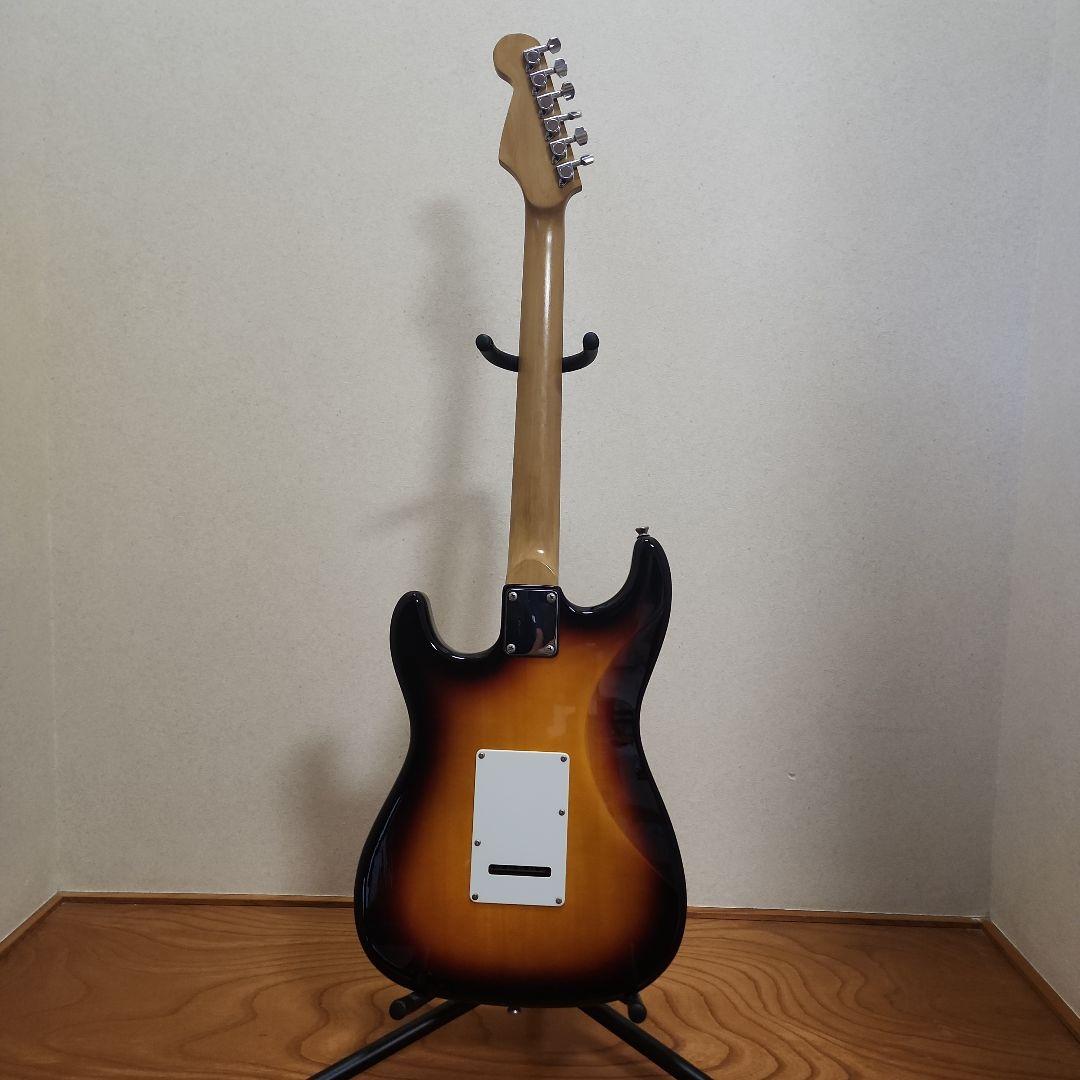 ストラトキャスタータイプ エレキギター