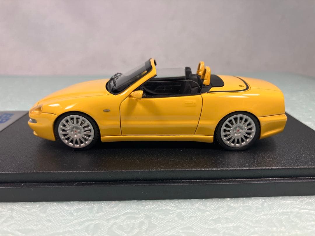 BBR マセラティ　4200 スパイダー2001年　イエロー