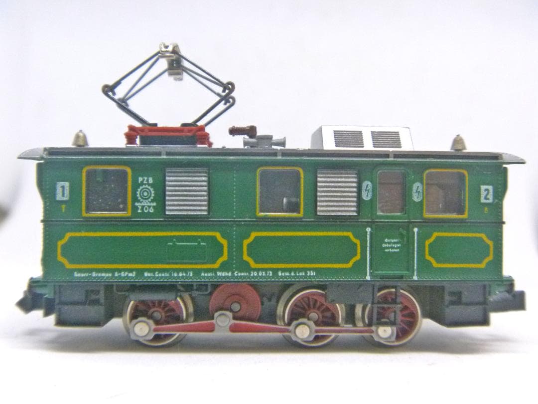 Nゲージ　アプト式 3軸 電気機関車(フライシュマン)