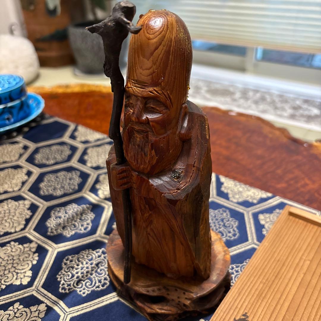 木製老人彫刻 杖付き 伝統的