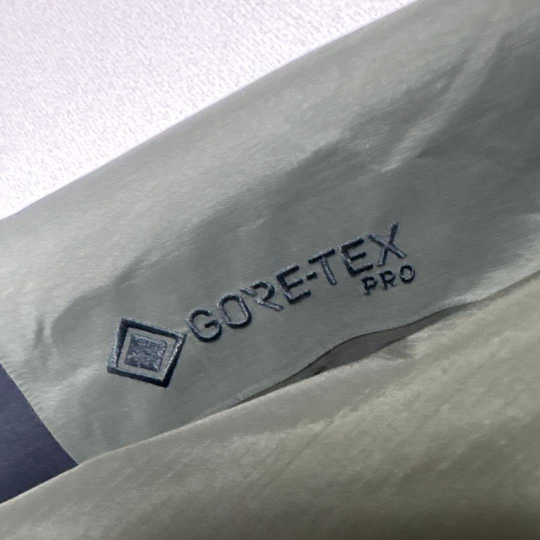 【美品】ピークパフォーマンスバーティカル ゴアテックス プロ　ジャケット