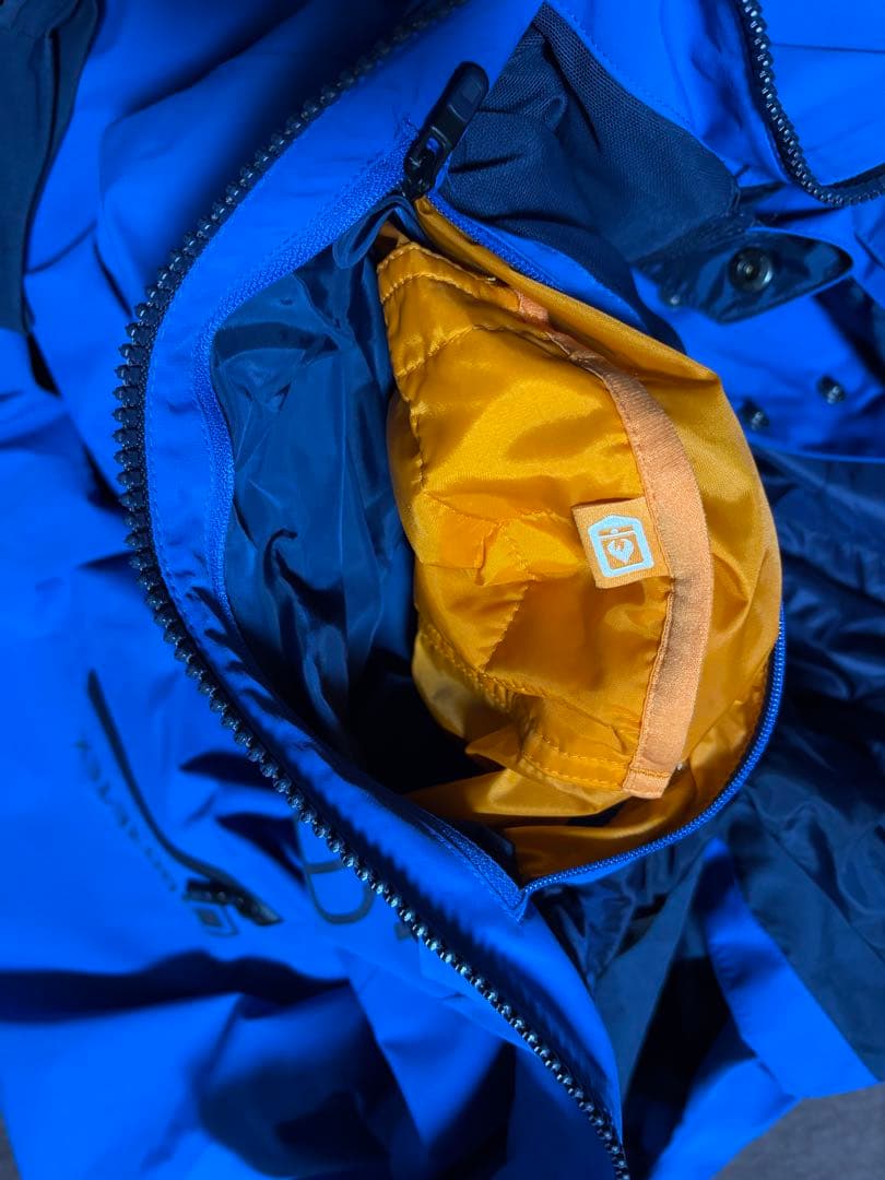 バートン AK GORE-TEX SWASH JK 日本L ブルー